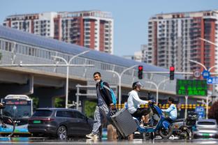 邮报：波帅夏窗参与度很低 部分签下8年长约球员寻求离队可能性